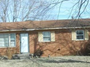 547 Richmond Dr, Madisonville, KY 42431