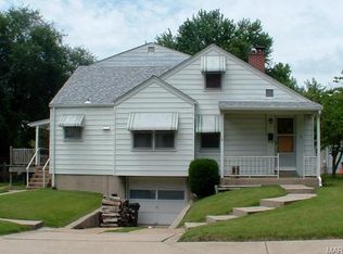 39 Rolla Gardens Dr, Rolla, MO 65401