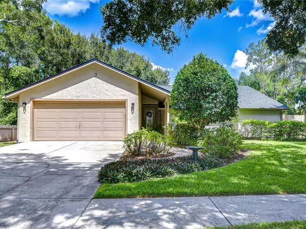 15913 Winding Dr, Tampa, FL 33624