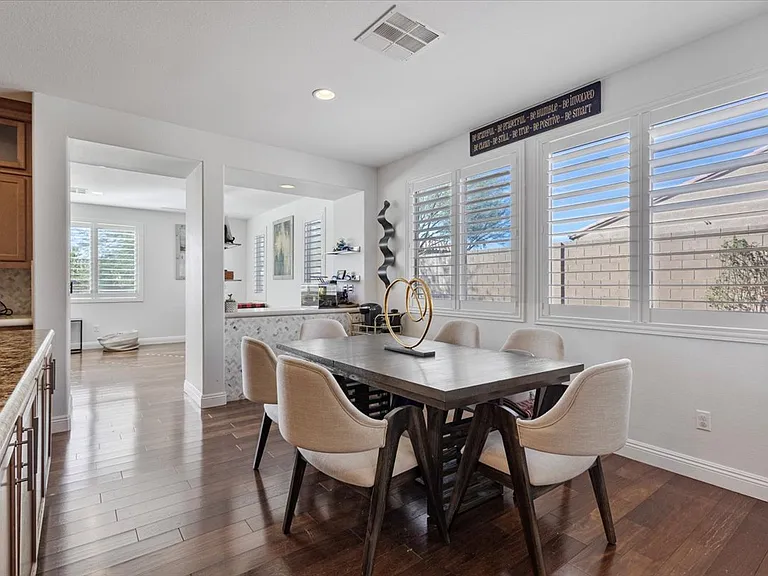 9763 Mountain Spruce Ct — Photo 18