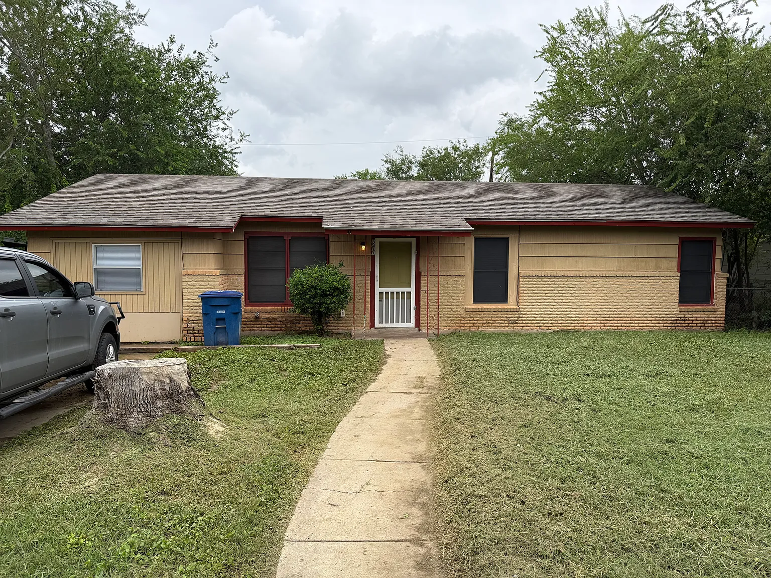 3 bed, 1150 sqft, $1,400 — Photo 3