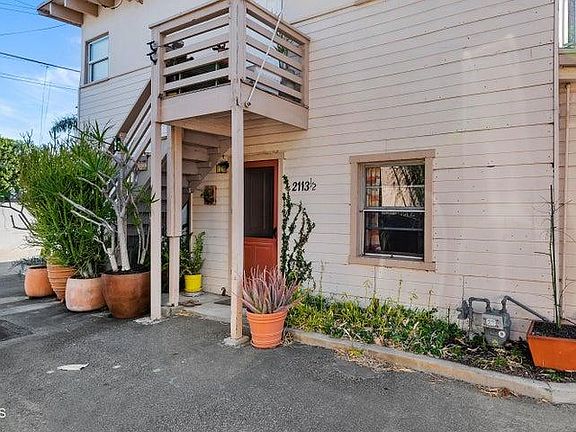 3rd image of 2113 E Thompson Blvd #1/2