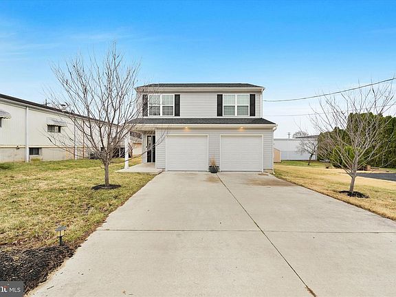 2nd image of 130 S Franklin St