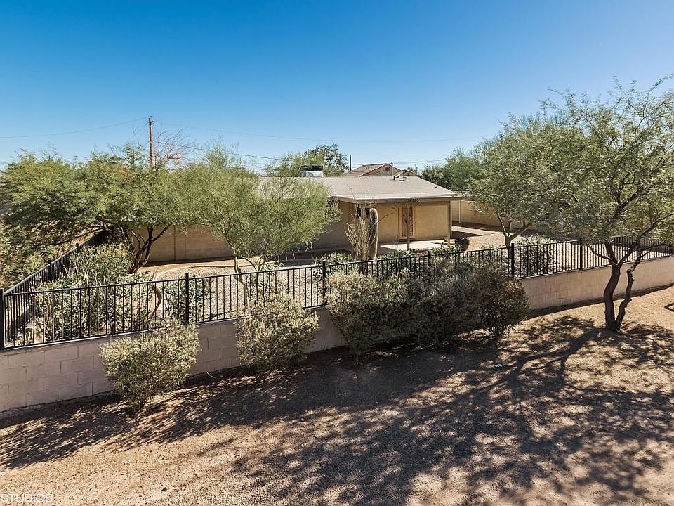 1st image of 34735 N Camino Largo