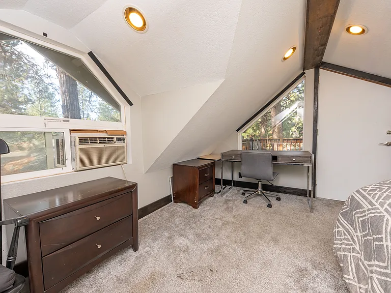 2430 NW Marken St #2 — Photo 8