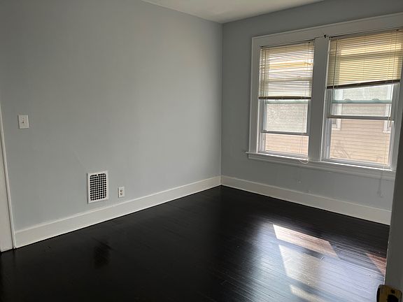 3rd image of 76 Waldorf Ave Floor 3