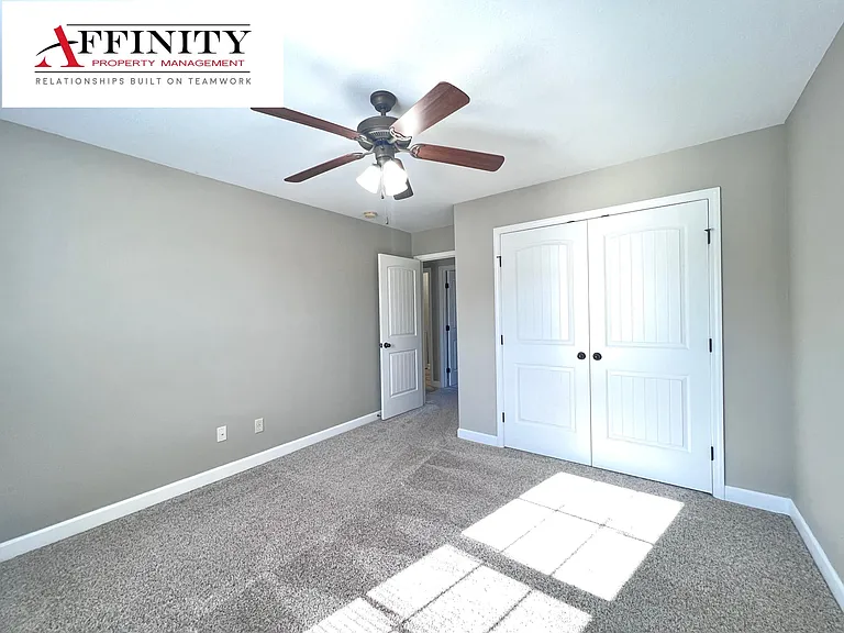 5000 NW 92nd Ter — Photo 13