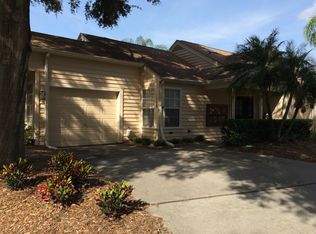 1300 Roxbury Dr, Safety Harbor, FL 34695
