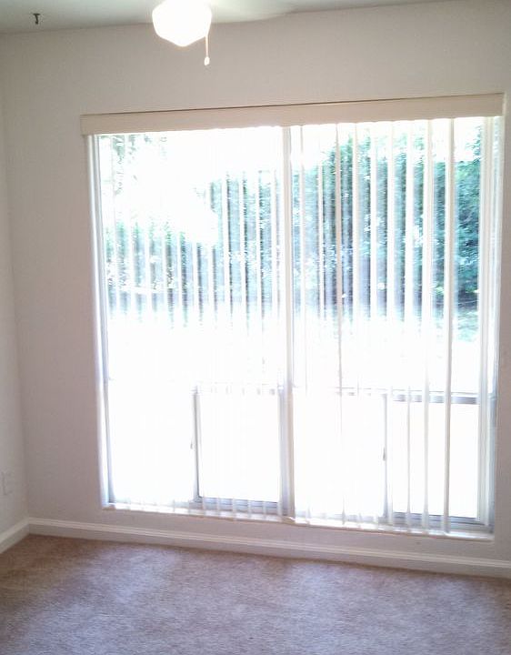 2nd image of 1254 Airport Rd