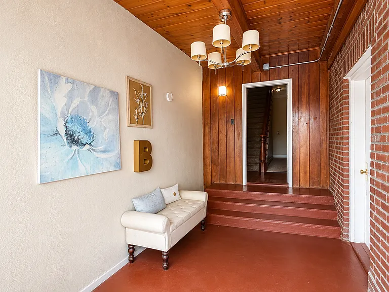 1275 Berrum Lane — Photo 3