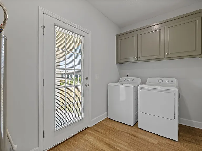 132 Wingate Ave — Photo 13