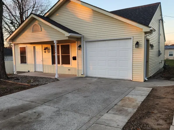2904 Witchwood Dr, Fort Wayne, IN 46809
