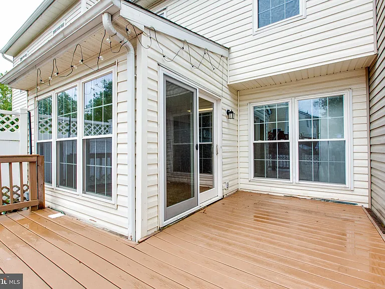 8125 Gray Stone Ln — Photo 20