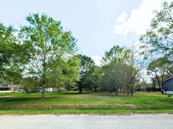 0 South Ave, China, TX 77613