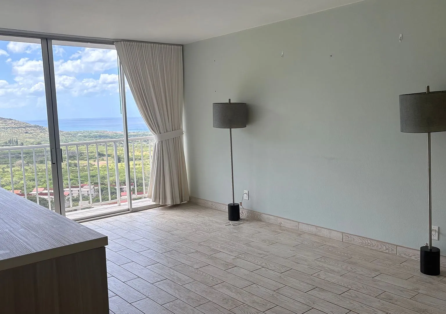 Makaha Valley Towers - One Bedroom — Photo 3