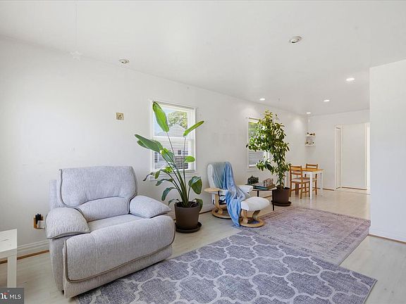 4th image of 3907 91st Ave
