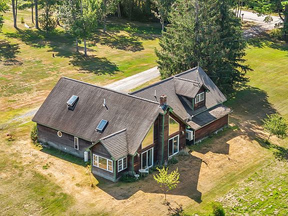 2nd image of 368 Partridge Cove Road
