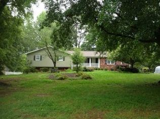 2900 Dara Dr, Marietta, GA 30066
