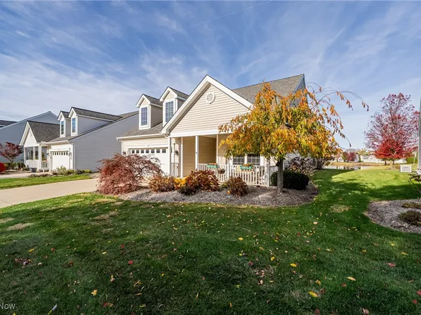 33282 Ambleside Dr, Avon Lake, OH 44012
