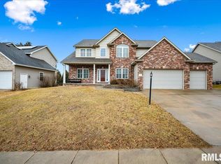 517 S French Dr, Dunlap, IL 61525