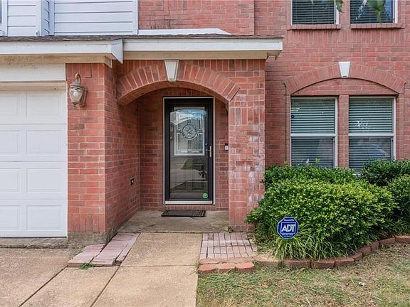 4th image of 2119 Van Zandt Dr