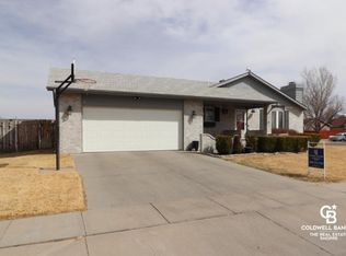 2402 N Cherokee Rd, Garden City, KS 67846