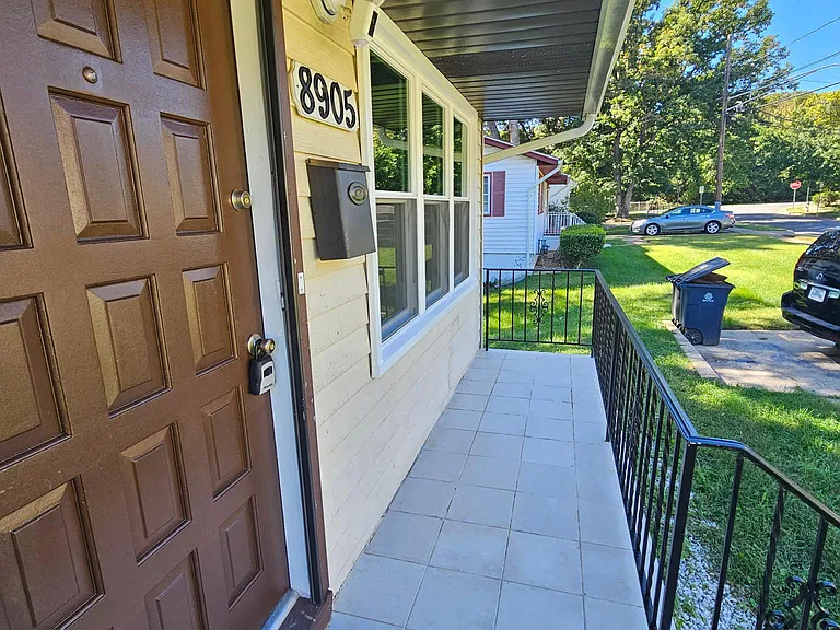 8905 Bold St — Photo 4