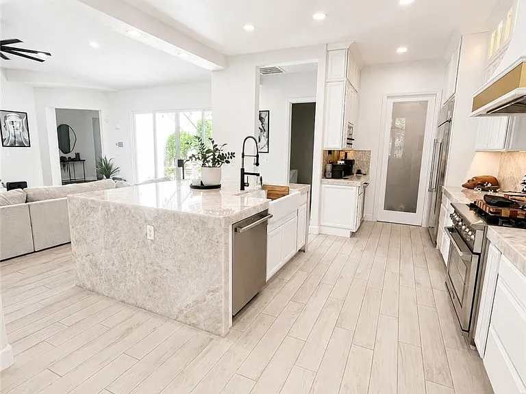 11834 Waterford Castle Ct — Photo 5