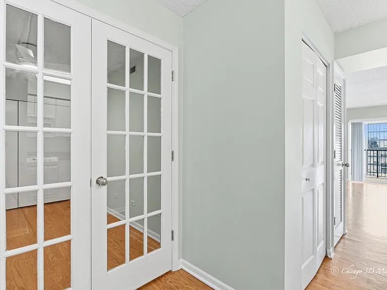 811 Chicago Ave #705 — Photo 10