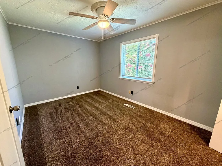 602 Azure Hills Dr — Photo 23