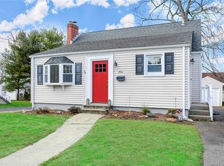 254 Windermere St, Fairfield, CT 06825