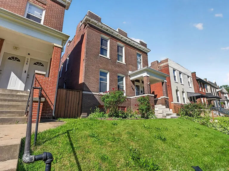 736 Dover Pl #1F — Photo 19