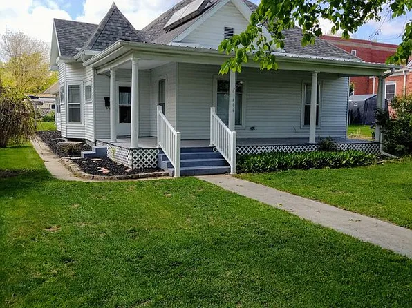 406 E 2nd St, McCook, NE 69001