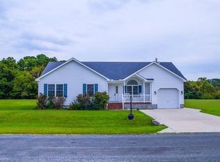 38027 Davey Jones Blvd, Greenbackville, VA 23356