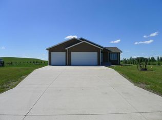 6826 Copper Rdg, Bismarck, ND 58504