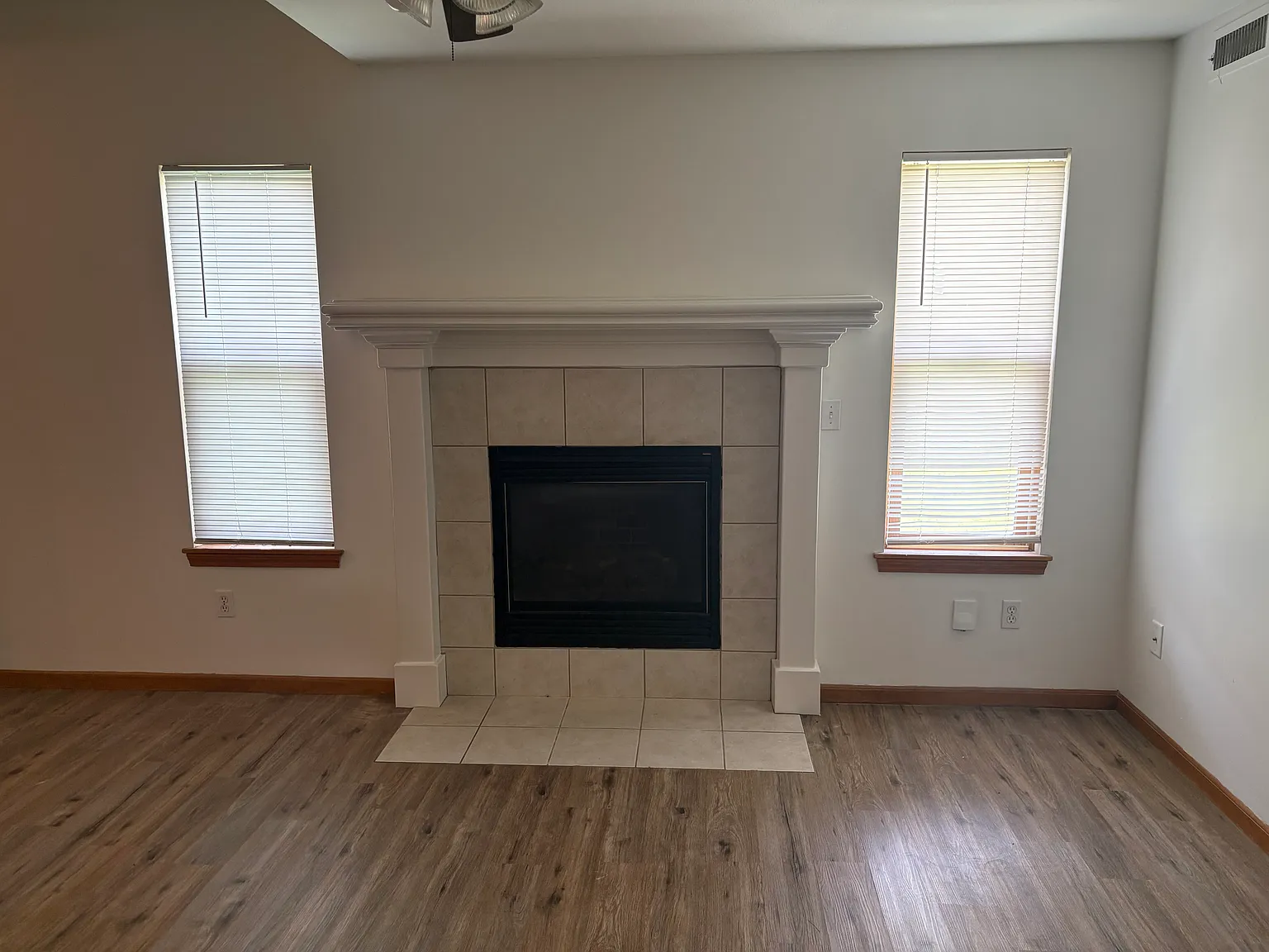 3 bed, 1650 sqft, $1,690 — Photo 3