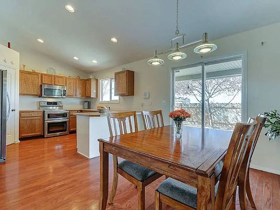 5th image of 3801 N Bottle Brush Ave