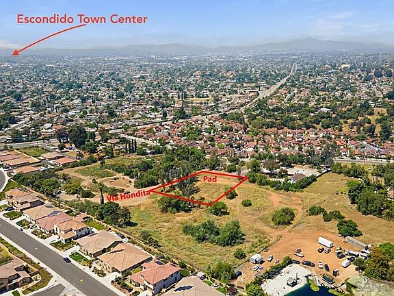 3rd image of 207 Via Hondita La Honda Dr #1