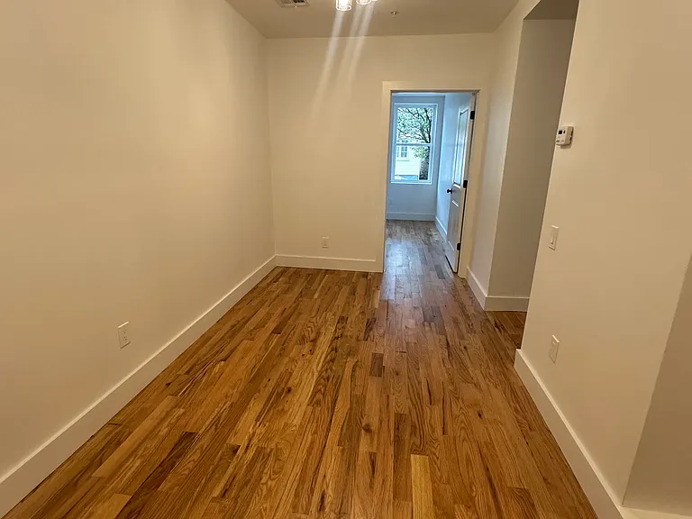 2500 West St #1F — Photo 5