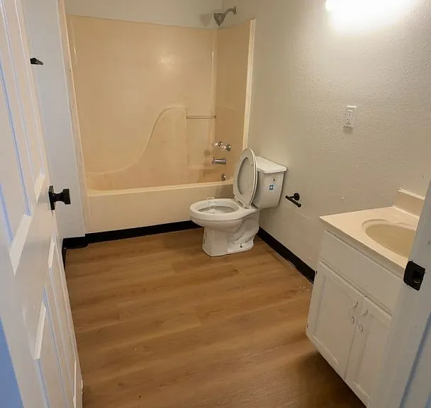 1815 Harding Blvd — Photo 13