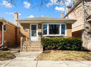 6520 N Oshkosh Ave, Chicago, IL