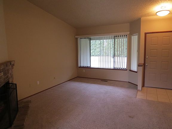4th image of 8013 Mitts Ln #8015