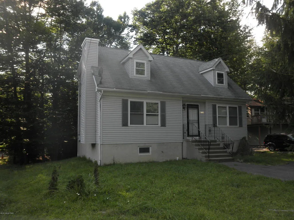 859 Country Place Dr photo 1