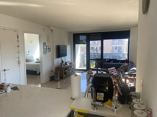 Rented by Compass | media 53