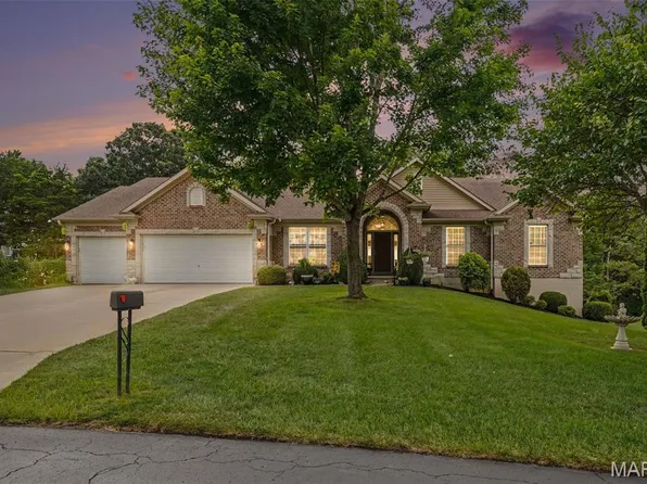 6337 White Clover Dr, Cedar Hill, MO 63016