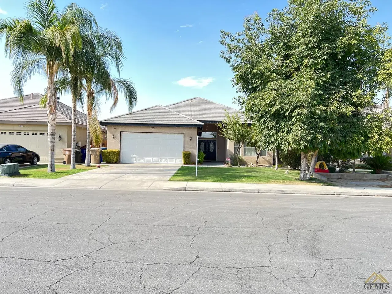 4 bed, 2098 sqft, $3,500 — Photo 1