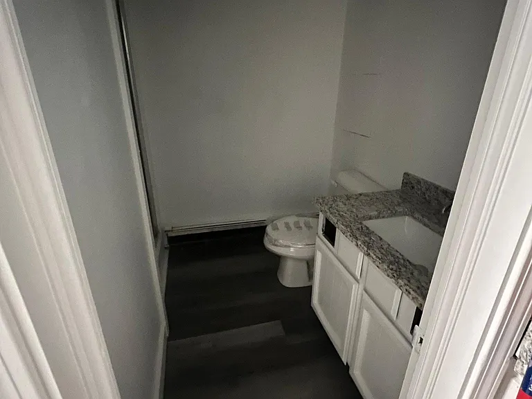 62 Franklin St #2 — Photo 8