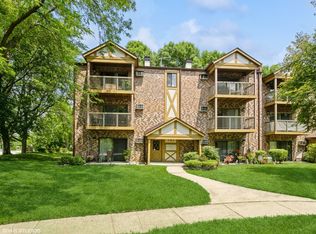 751 S Dwyer Ave APT C, Arlington Heights, IL 60005