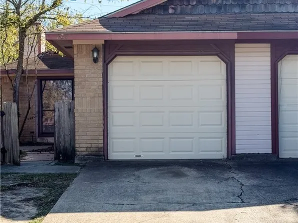 628 San Mario Ct, College Station, TX 77845