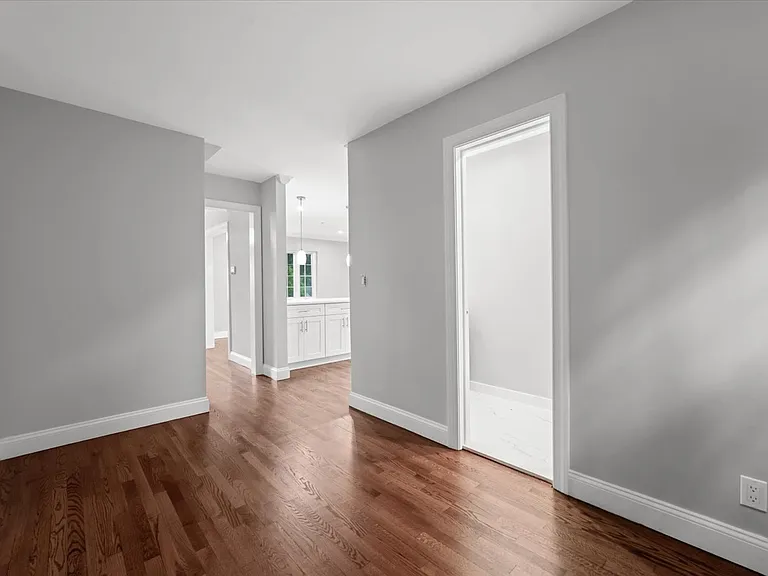 17 Pinewood Rd — Photo 16